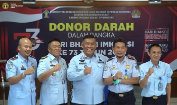 Kakanwil Kemenkumham Jabar Tinjau Kegiatan Donor Darah HBI ke-73 di Kanim Bandung