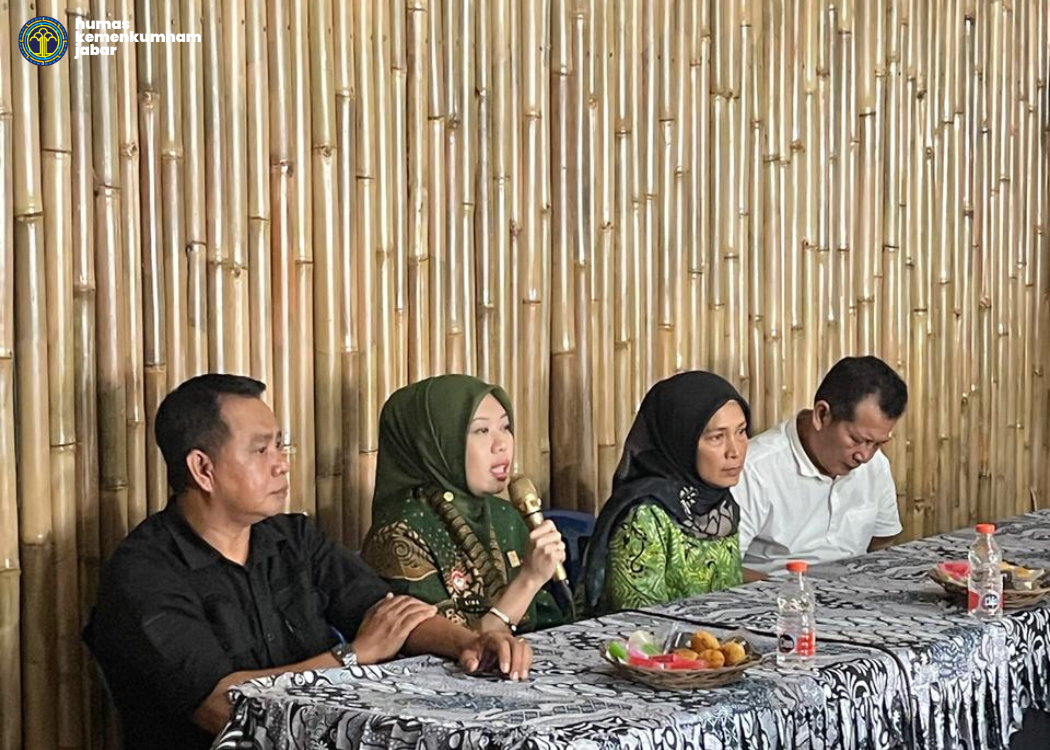 Kemenkumham Jabar hadiri pelaksanaan penilaian Desa sadar hukum di desa Cibuntu, Kabupaten Purwakarta