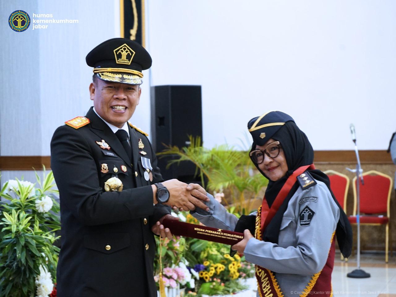 WISUDA PURNA BAKTI 7